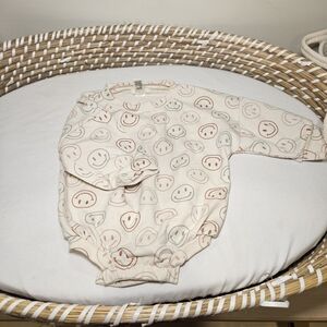 Charming Smiley Face Bodysuit for Kids